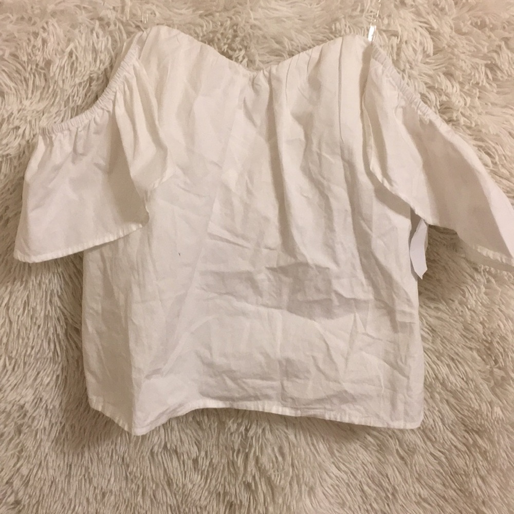 ❄️Cold Shoulder Blouse❄️